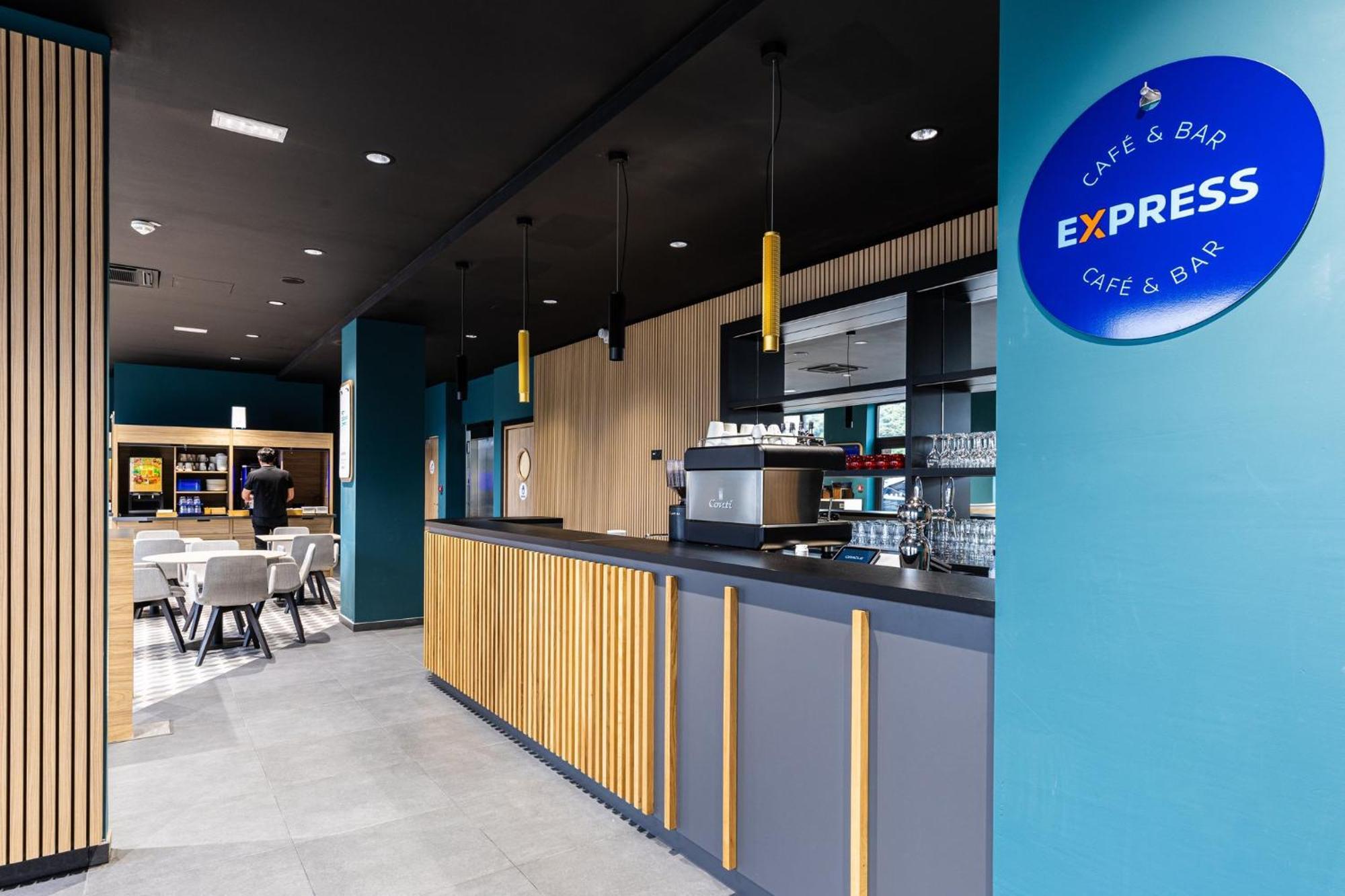 Holiday Inn Express Ajaccio By Ihg Ajaccio (Corsica) Exterior foto