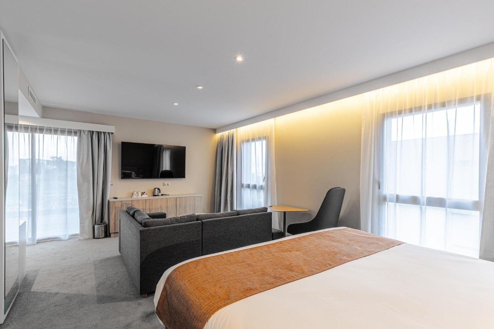 Holiday Inn Express Ajaccio By Ihg Ajaccio (Corsica) Exterior foto